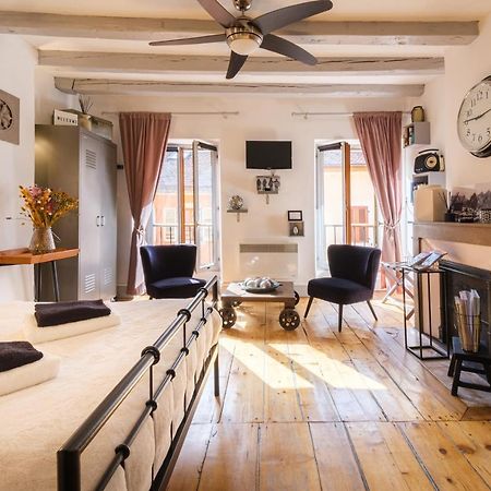 Au Grey D'Annecy, Studio Cosy Au Coeur De La Ville المظهر الخارجي الصورة